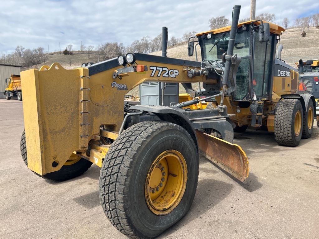 2018 John Deere 772G