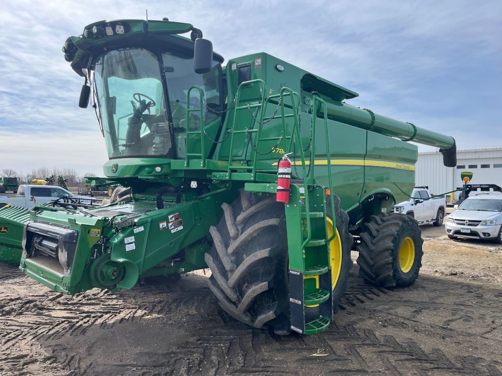2022 John Deere S780