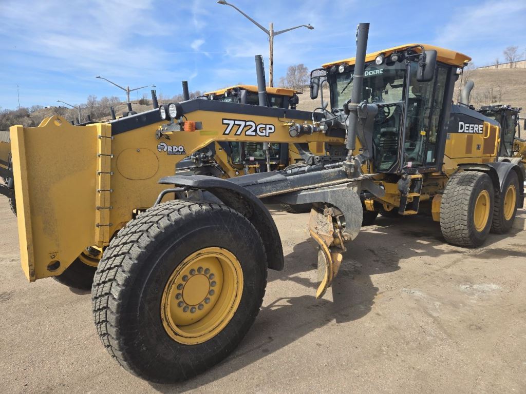 2018 John Deere 772G