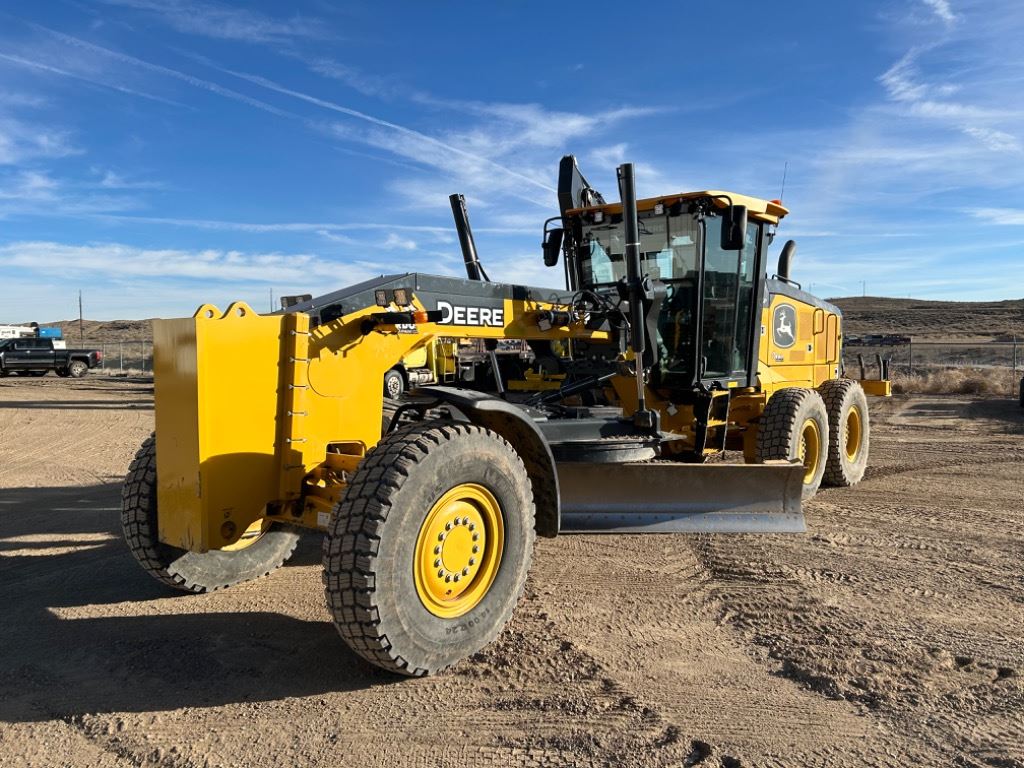 2020 John Deere 772G