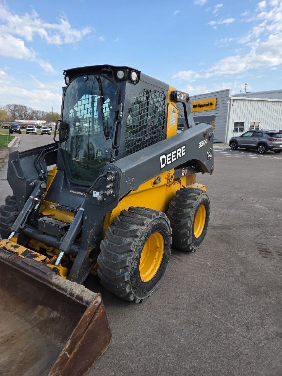 2017 John Deere 330G