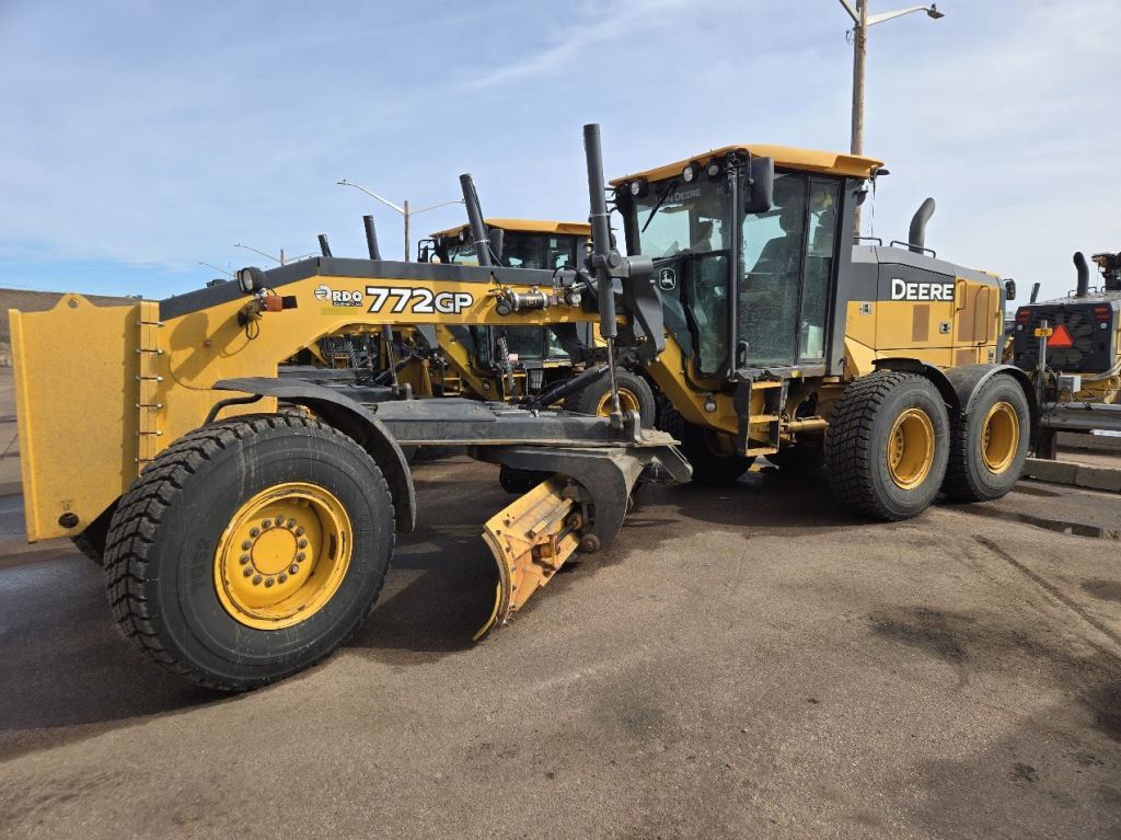 2018 John Deere 772G