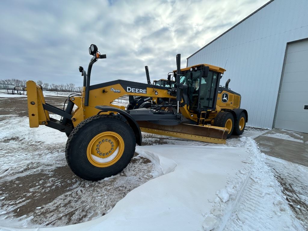 2020 John Deere 772G