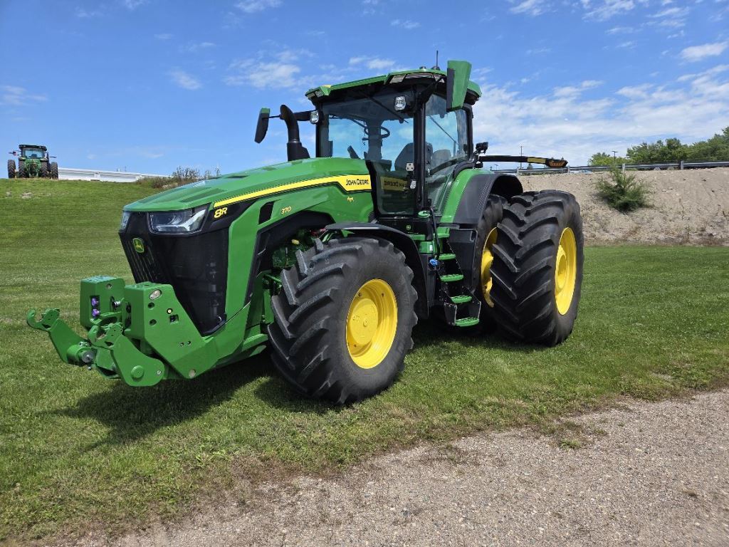 2024 John Deere 8R 370