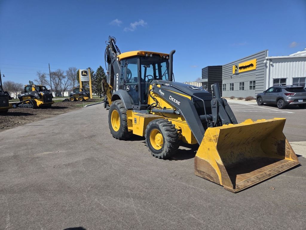 2024 John Deere 710P