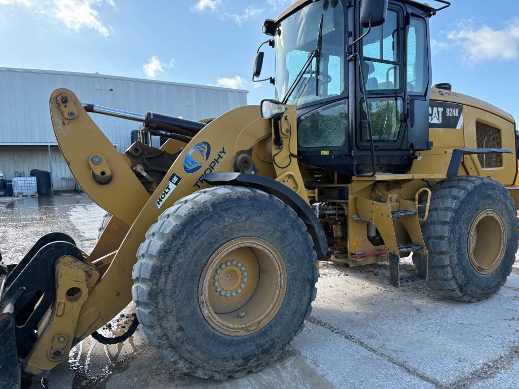 2014 Cat 924