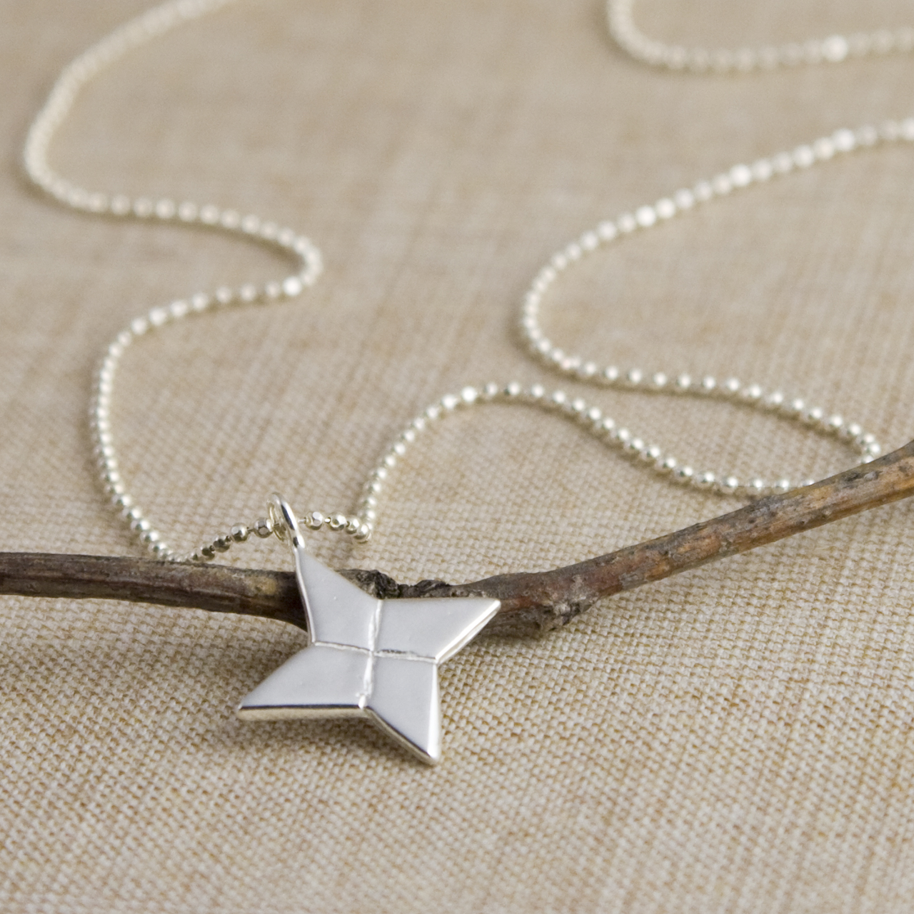 ninja_star_necklace_2__59969.