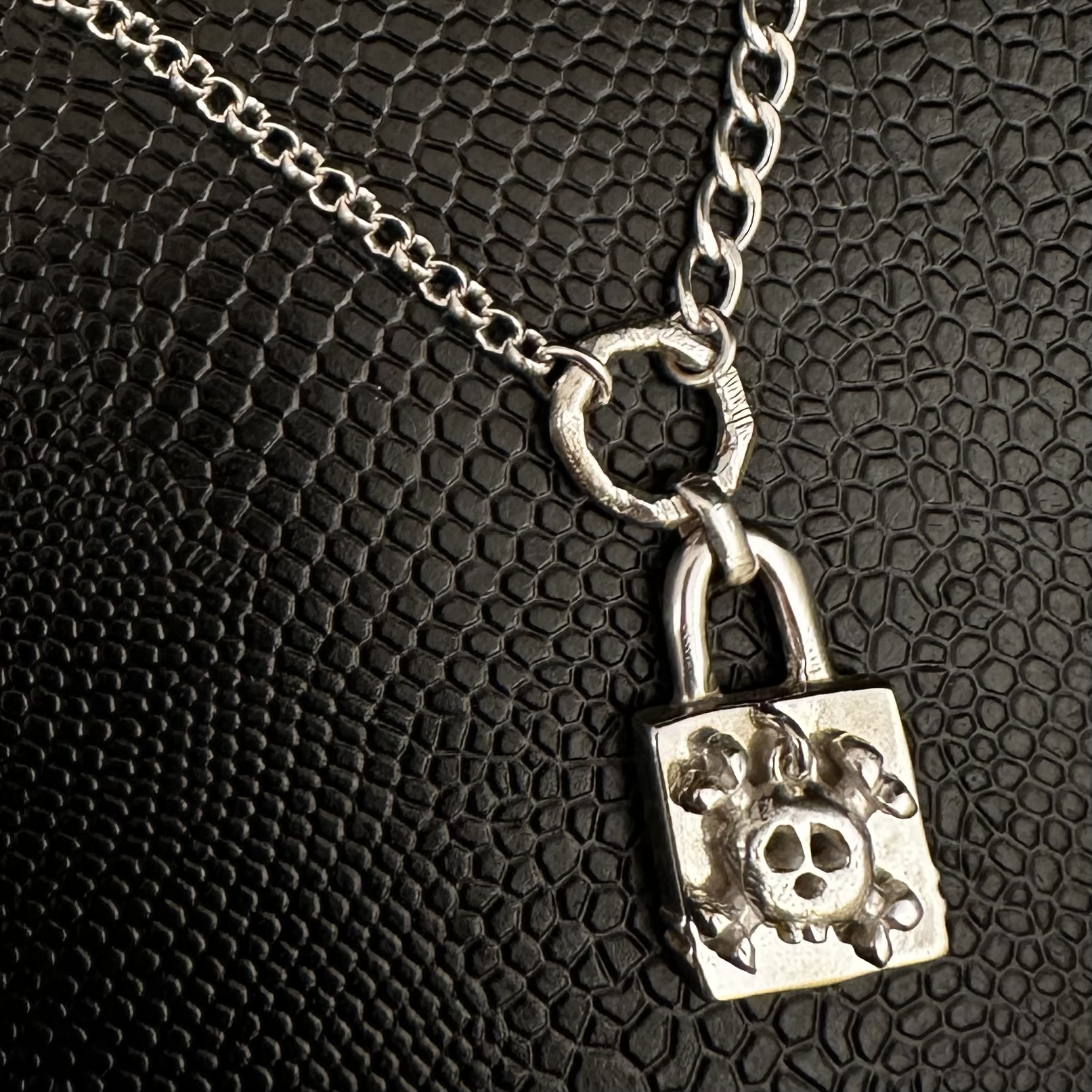 Skull Padlock Pendant