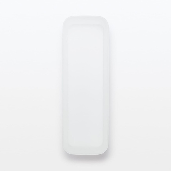 Semitrasparente