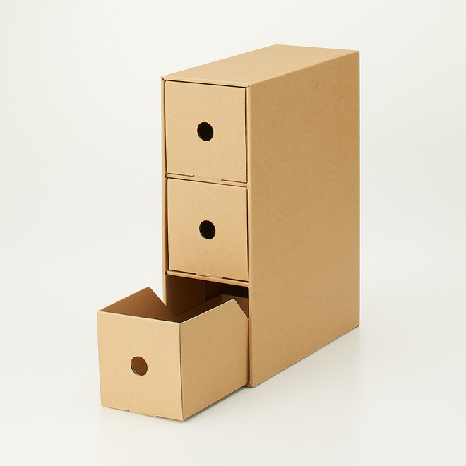 Box in cartone con 3 cassetti