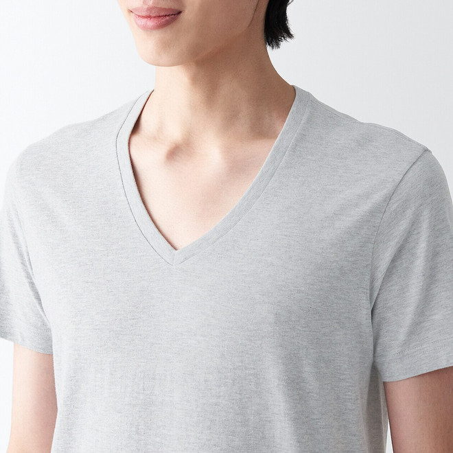 T‐shirt con scollo a V in jersey senza cuciture laterali 17336