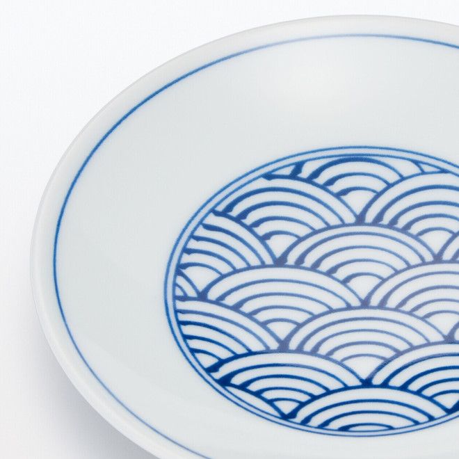 Piatto in ceramica Hasami ‐ Disegno a onde