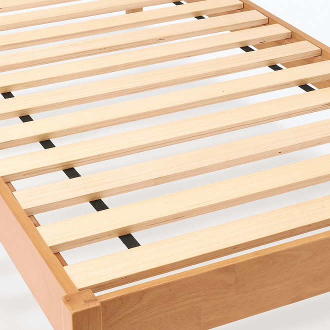 Letto una piazza e mezza in legno dell'albero della gomma (Hevea)