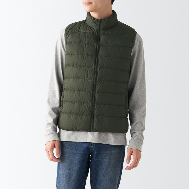 Gilet in piumino leggero in nylon