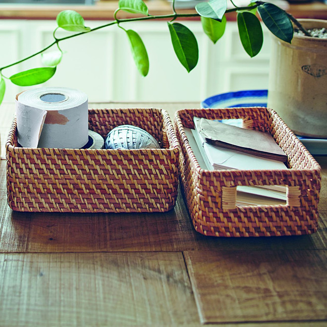 Cesto in rattan con impugnatura