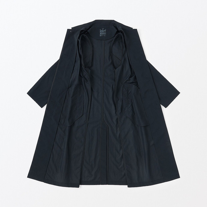 Cappotto da donna idrorepellente con collo alto