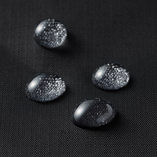 Zaino imbottito idrorepellente in nylon riciclato