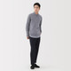 Maglione girocollo in lana.