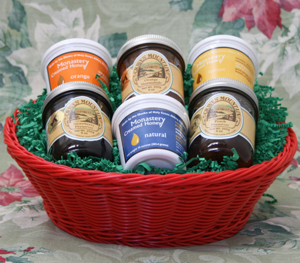 HONEY AND PRESERVE LOVER'S BASKET FOR THE HOLIDAYS