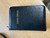 Santa Biblia (Leather Spanish Pocket Bible with zipper)