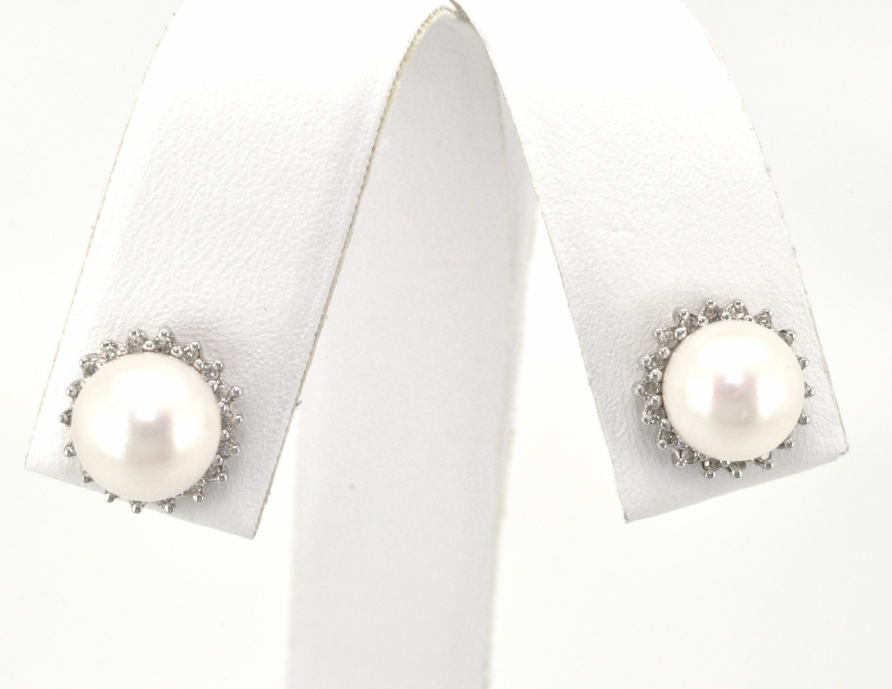 14K White Gold White Pearl and 0.32ctw Diamond Charm/Earring Set
