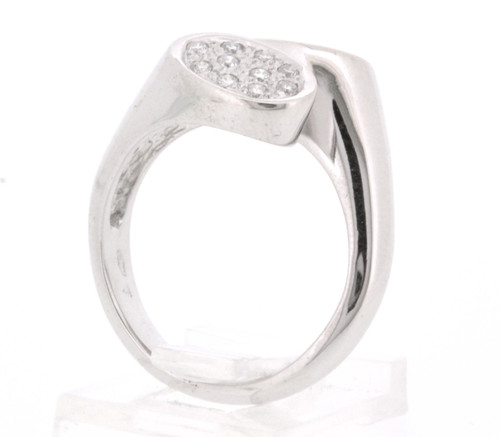 18K White Gold Diamond Bypass Design Ring 11004064 | Shin Brothers* 18K White Gold Diamond Bypass Design Ring 11004064 | Shin Brothers*