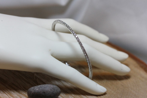 14K White Gold Diamond Tennis Bangle 23000175 | Shin Brothers* 