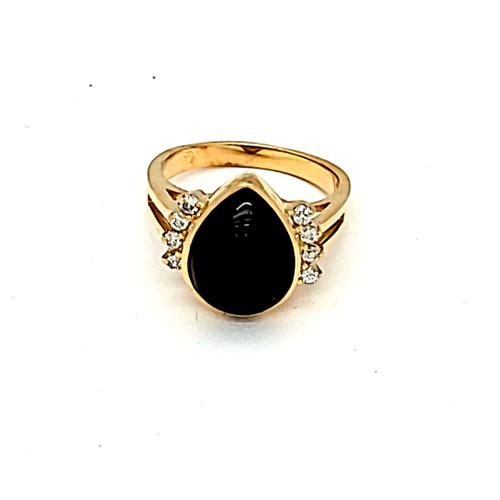 14K Yellow Gold Onyx and Diamond Ring 12002935 | Shin Brothers* 14K Yellow Gold Onyx and Diamond Ring 12002935 | Shin Brothers*