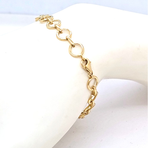 14K Yellow Gold Cubic Zirconia Hoop Bracelet 20002303 | Shin Brothers 14K Yellow Gold Cubic Zirconia Hoop Bracelet 20002303 | Shin Brothers