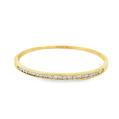 18K Yellow Gold 7"  Diamond Bangle 21001046 | Shin Brothers**