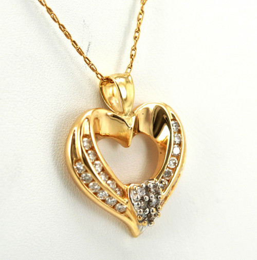 14K Yellow Gold 0.28ct Diamond Heart Pendant 51000864 | Shin Brothers* 14K Yellow Gold 0.28ct Diamond Heart Pendant 51000864 | Shin Brothers*