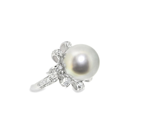 18K White Gold South Sea Pearl and Diamond Ring 12000013 | Shin Brothers** 