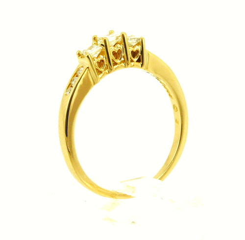 14K Yellow Gold Diamond Past, Present, Future Ring 11003587 | Shin Brothers* * 14K Yellow Gold Diamond Past, Present, Future Ring 11003587 | Shin Brothers* *