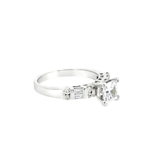 14K White Gold Diamond Setting with Cz Center 11003514 | Shin Brothers* 14K White Gold Diamond Setting with Cz Center 11003514 | Shin Brothers*