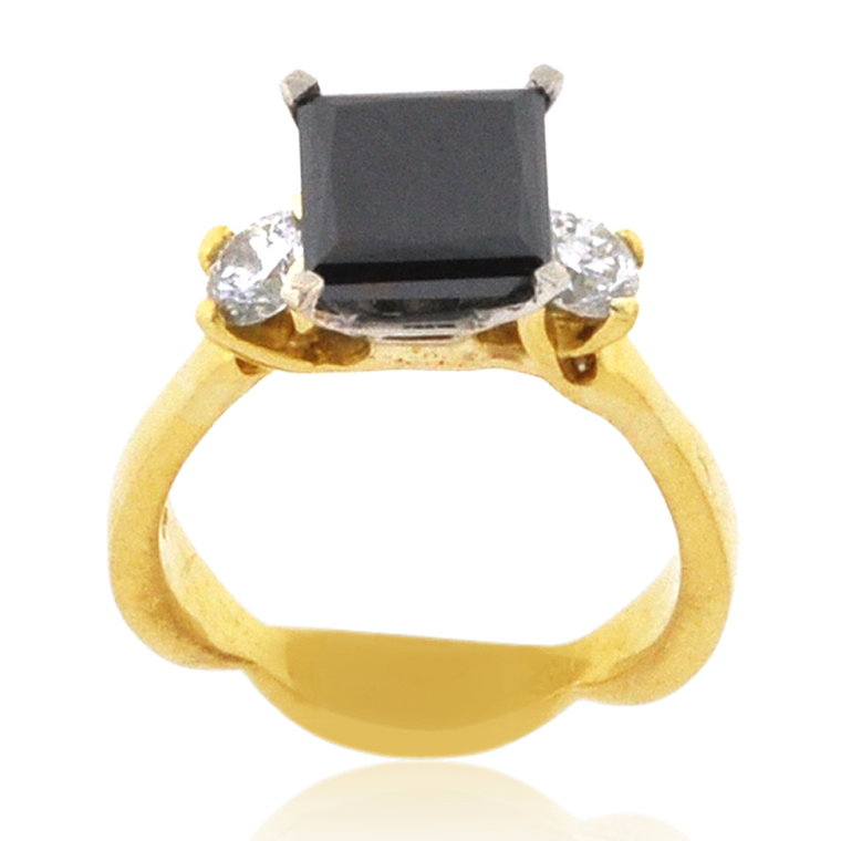 18K Yellow Gold Square Black Diamond Ring with White Diamonds 11003741 | Shin Brothers*