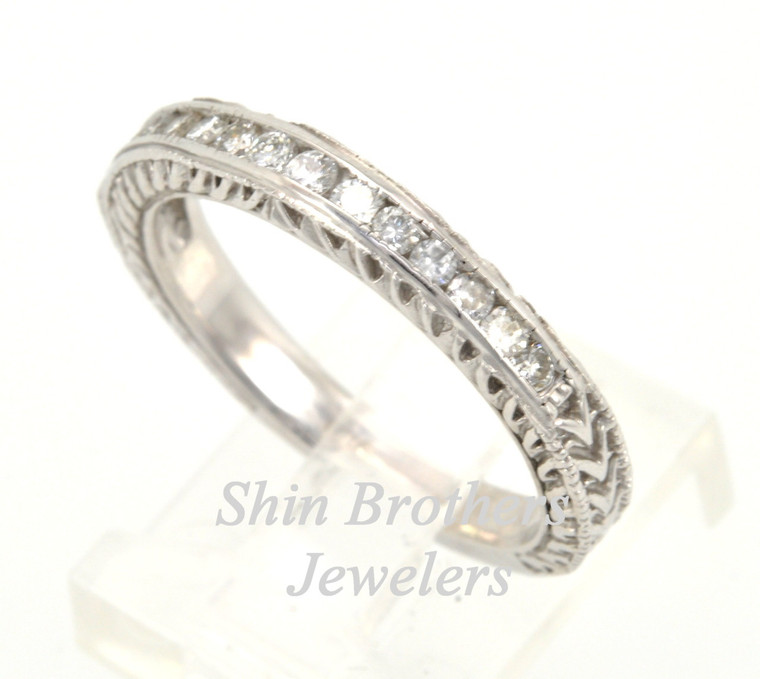 14K White Gold Diamond Wedding Band 11003710 | Shin Brothers* 