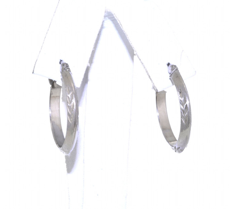 14K White Gold Oval Hoop Earrings By Shin Brothers Jewelers 