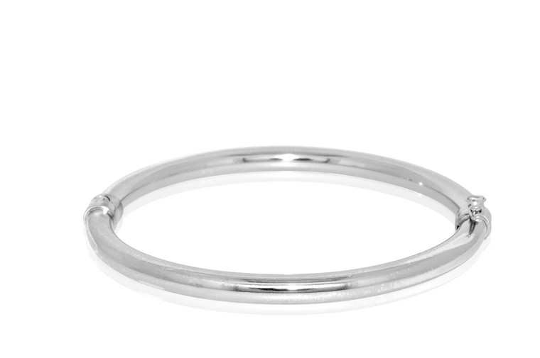 Sterling Silver 7" Plain Oval Bangle By Shin Brothers Jewelers Inc.