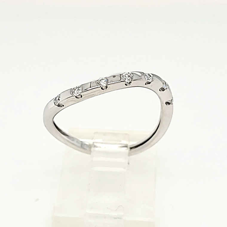 14K White Gold Diamond Curve Ring 11006617 | Shin Brothers*