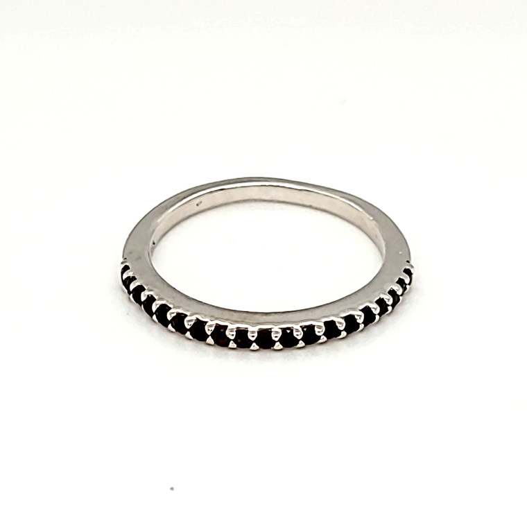 14K White Gold Garnet Band 12002944 | Shin Brothers*