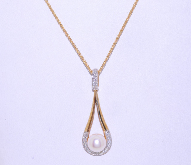 32000298 14k Yellow Gold Pearl Necklace