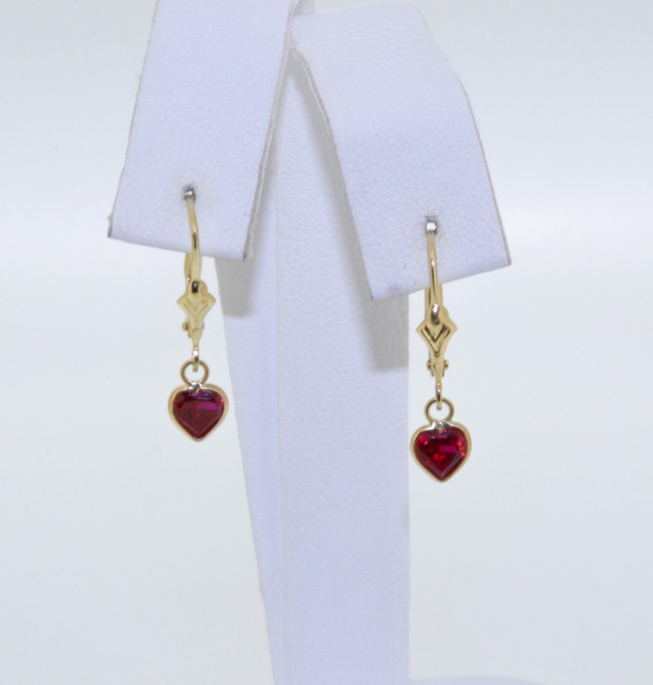 4200168414K Yellow Gold Synthetic Red Heart Lever Back Earrings