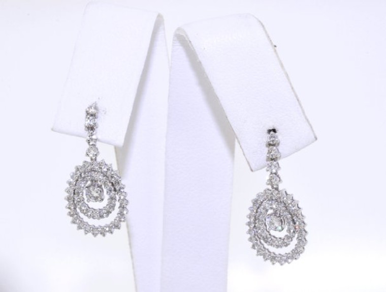 18K White Gold Hanging Diamond Circle Earrings 41000598 | Shin Brothers*