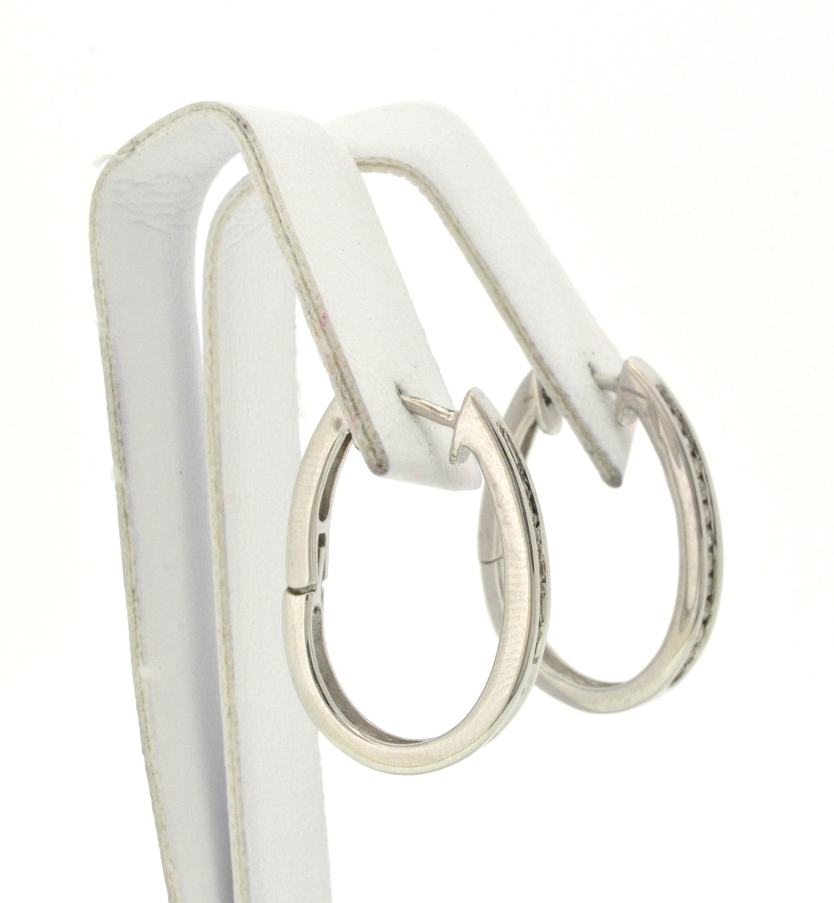 14K White Gold Diamond Huggie Earrings 41060500 | Shin Brothers* 14K White Gold Diamond Huggie Earrings 41060500 | Shin Brothers*