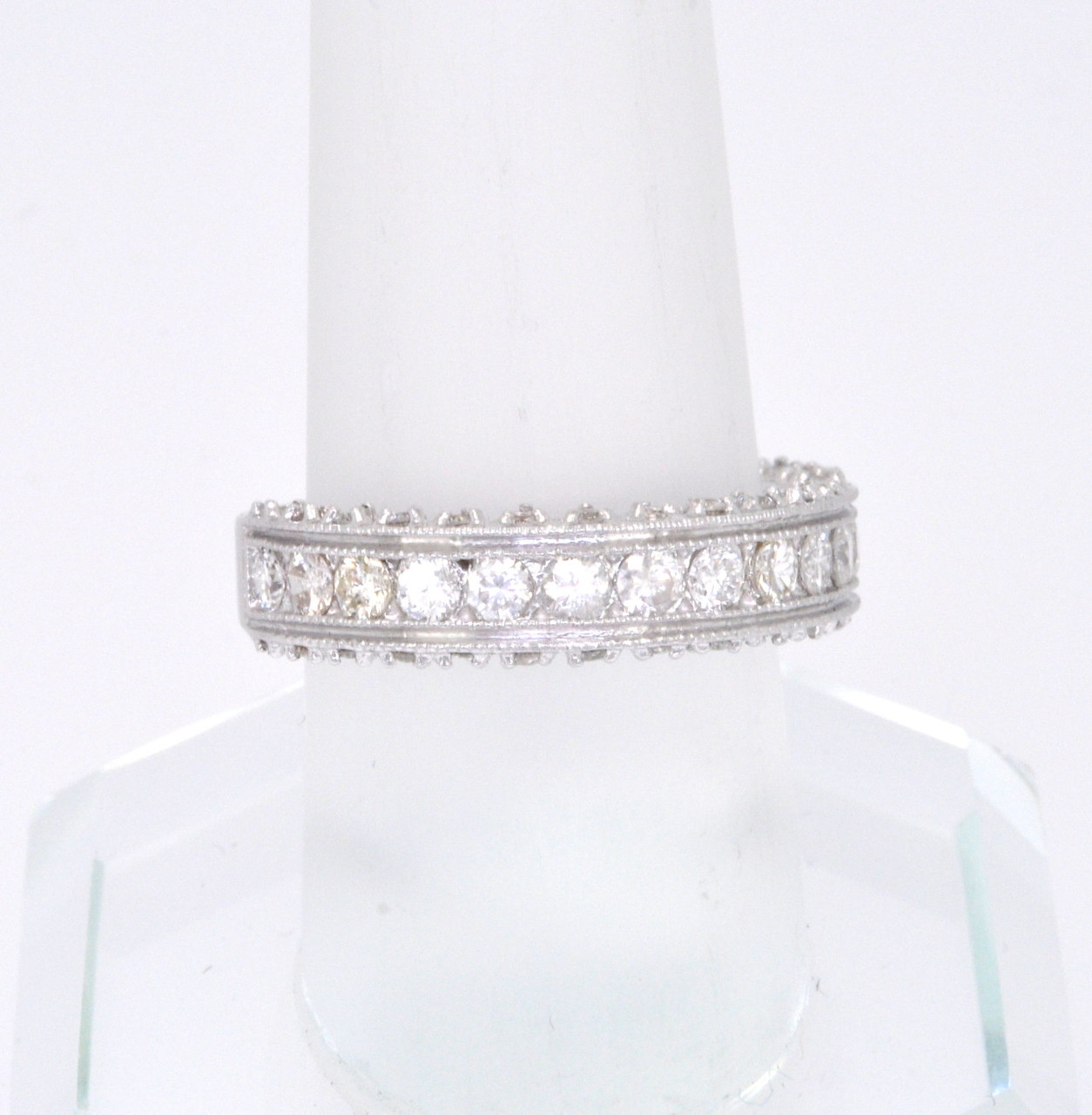 18K White Gold 1 1/2 ctw Round Cut Diamond Wedding Band 11003695 | Shin Brothers*