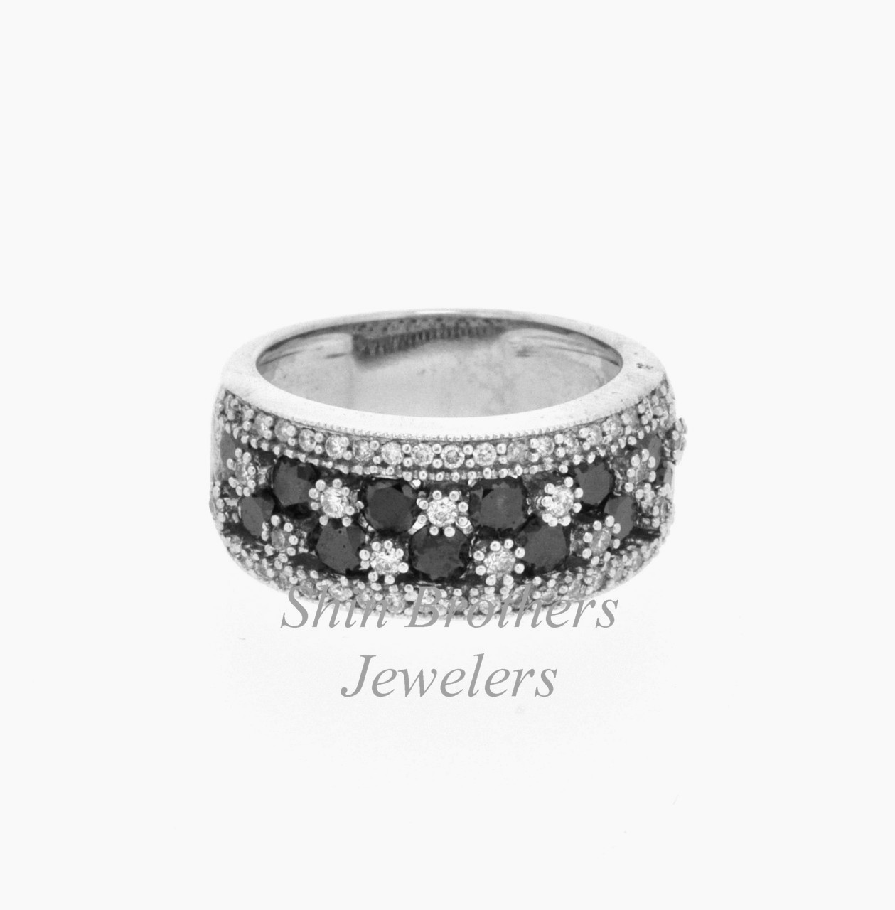 14K White Gold White and Black Diamond Ring 11003596  | Shin Brothers* 