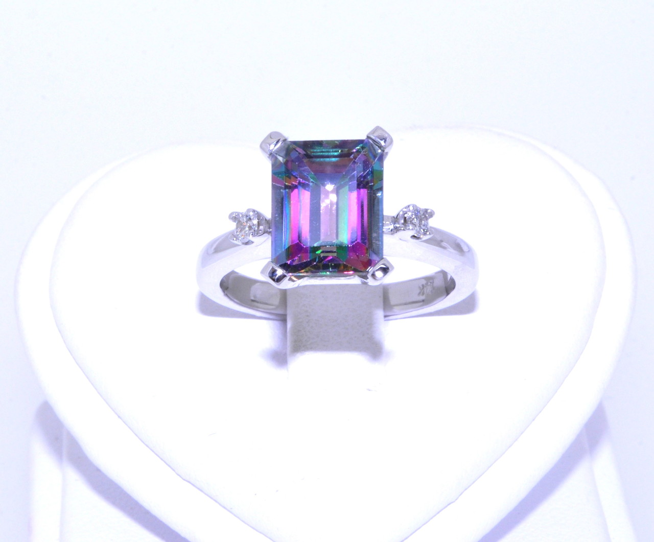 14K White Gold Mystic Topaz Diamond Ring 12002195 | Shin Brothers* 14K White Gold Mystic Topaz Diamond Ring 12002195 | Shin Brothers*