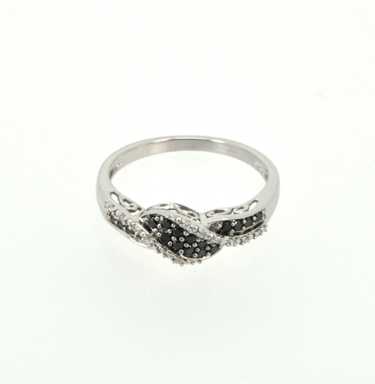 14K White Gold White and Black Diamond Ring 11003572 | Shin Brothers* 