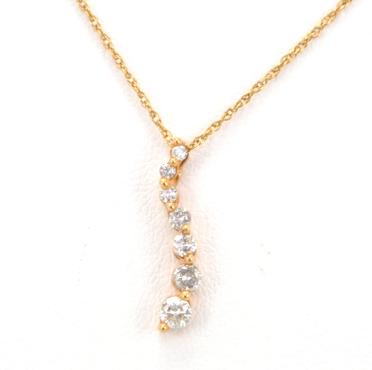 14K Yellow Gold 0.25ctw Diamond Journey Pendant with 18" Chain 51000326 14K Yellow Gold 0.25ctw Diamond Journey Pendant with 18" Chain 51000326