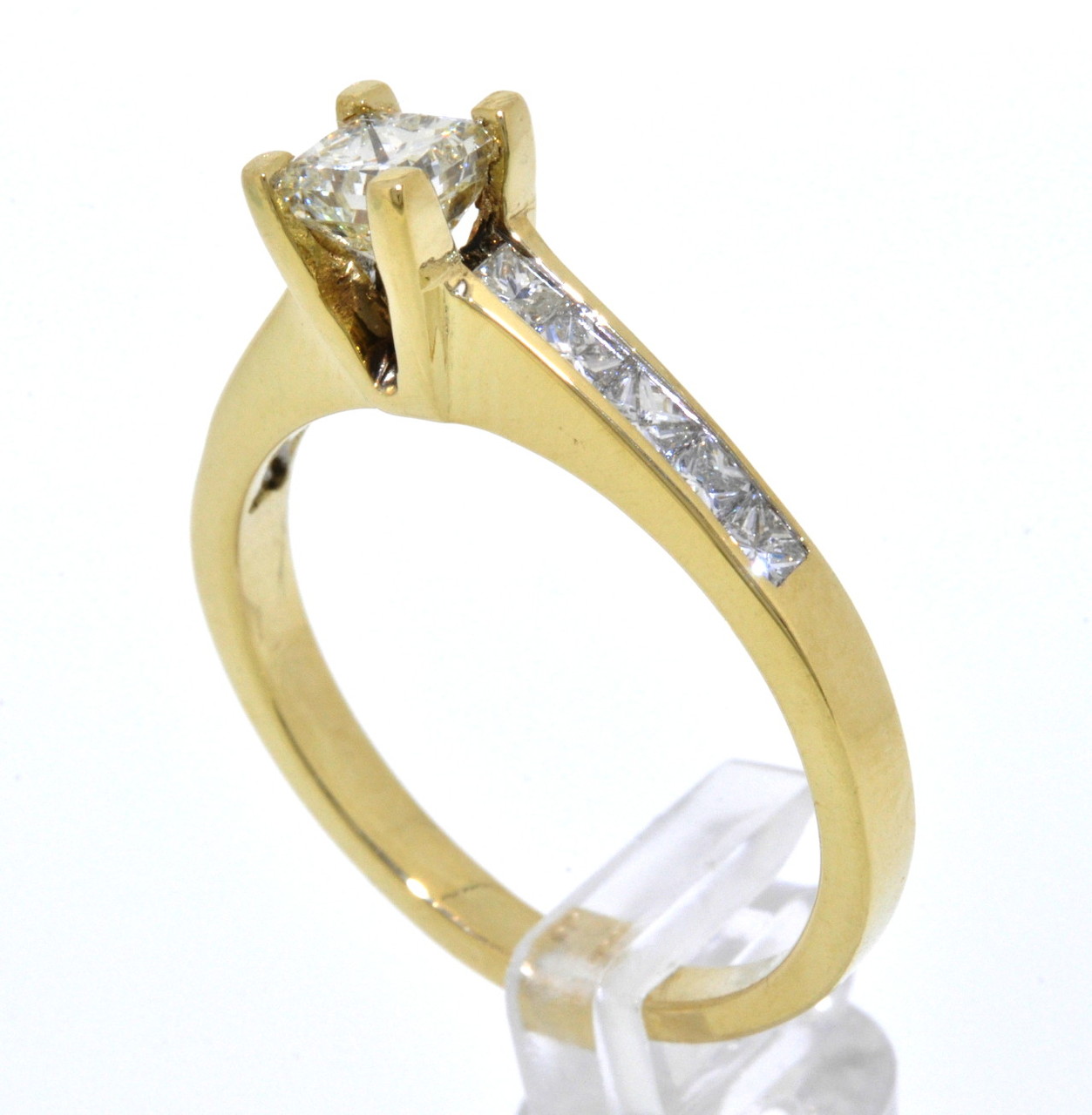 18K Yellow Gold 1 ctw Princess Cut Diamond Engagement Ring with Princess Cut Accents 11001327 | Shin Brothers*
